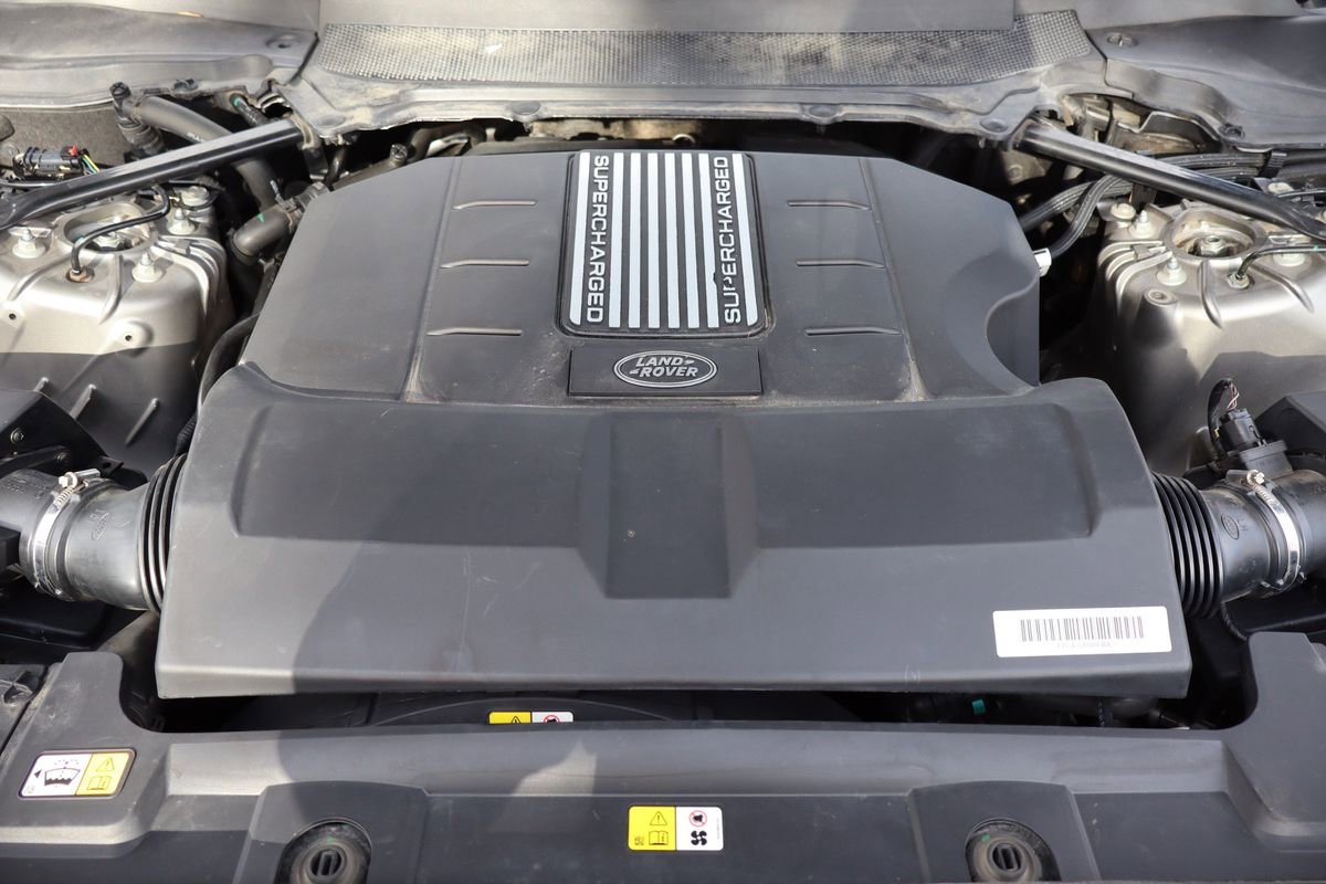 Used 2018 Land Rover Range Rover Sport HSE image 41