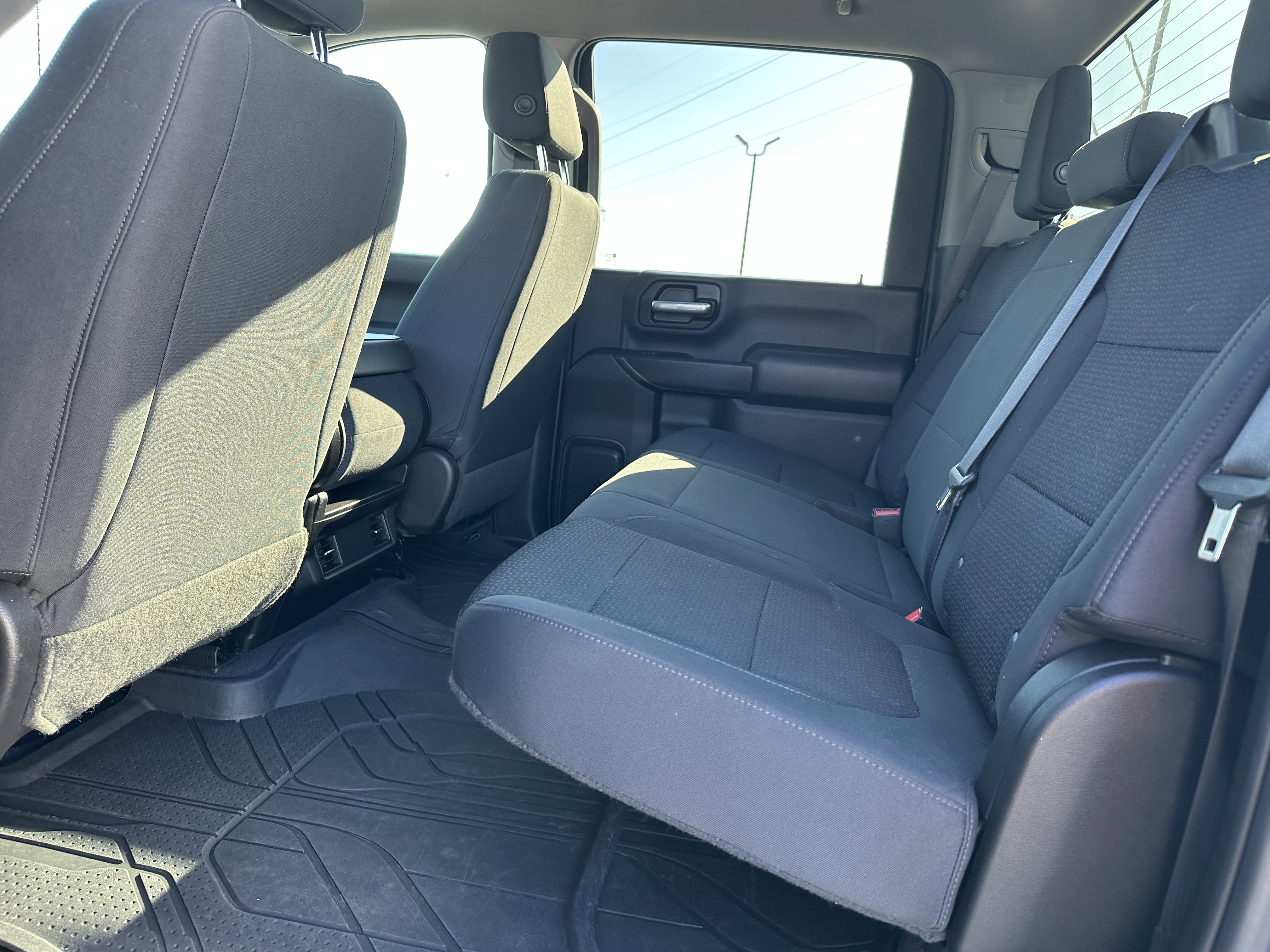 Used 2022 Chevrolet Silverado 2500 Custom w/ Custom Convenience Package image 33