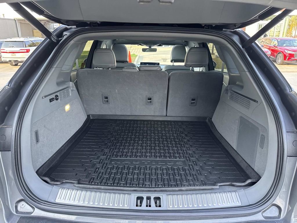 Used 2021 Lincoln Nautilus Reserve w/ Class II Trailer Tow Package image 11