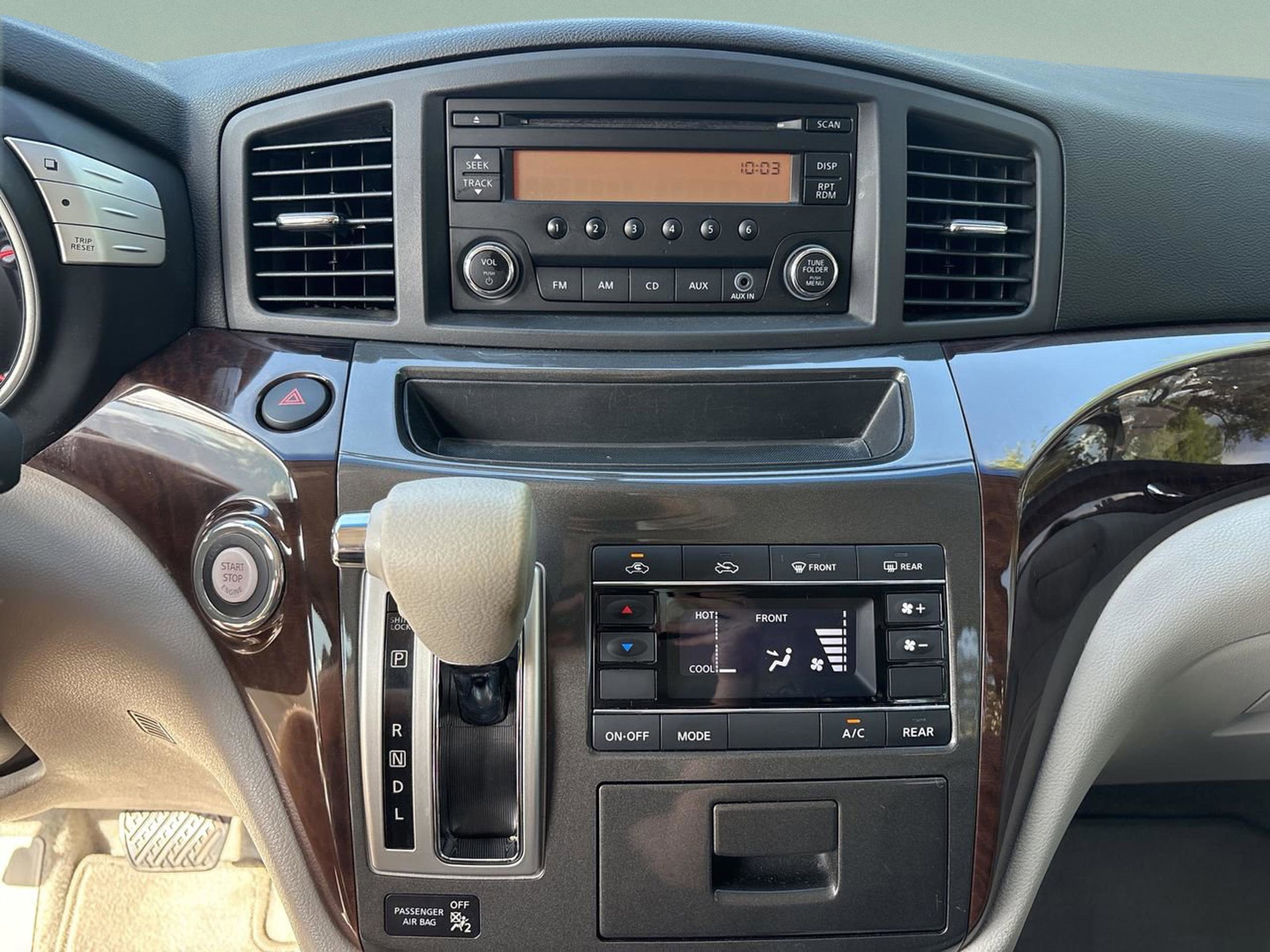 Used 2014 Nissan Quest S FWD image 25