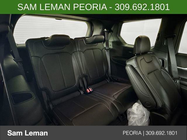 New 2025 Jeep Grand Cherokee L Limited w/ Black Appearance Package image 27