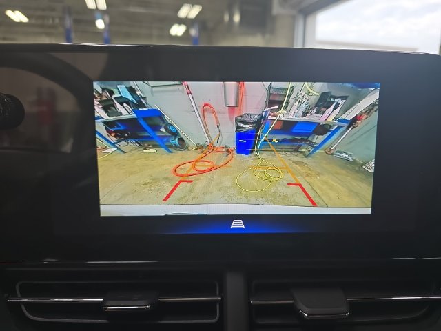 New 2026 Chevrolet Trax LT w/ Driver Confidence Package FWD image 25