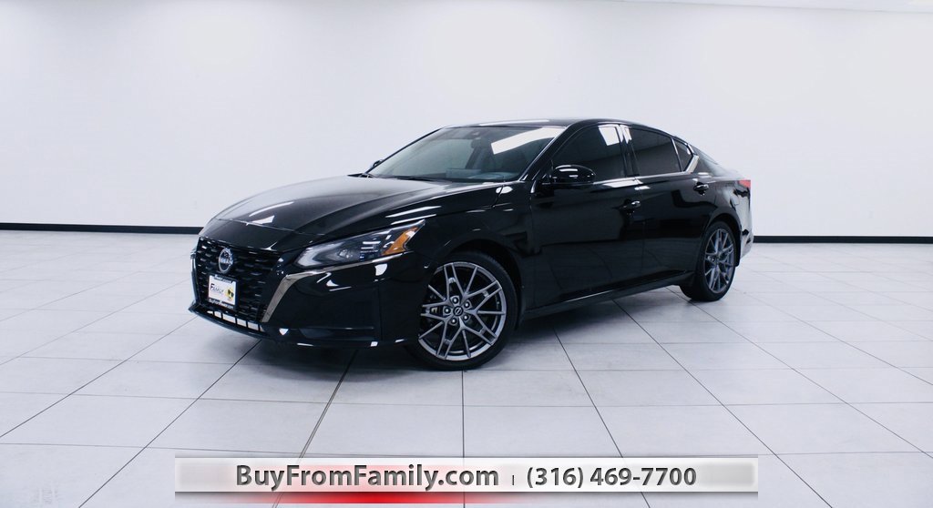 Used 2023 Nissan Altima 2.0 SR