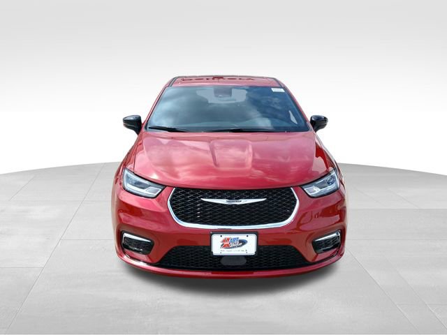 New 2026 Chrysler Pacifica Select AWD/4WD image 8