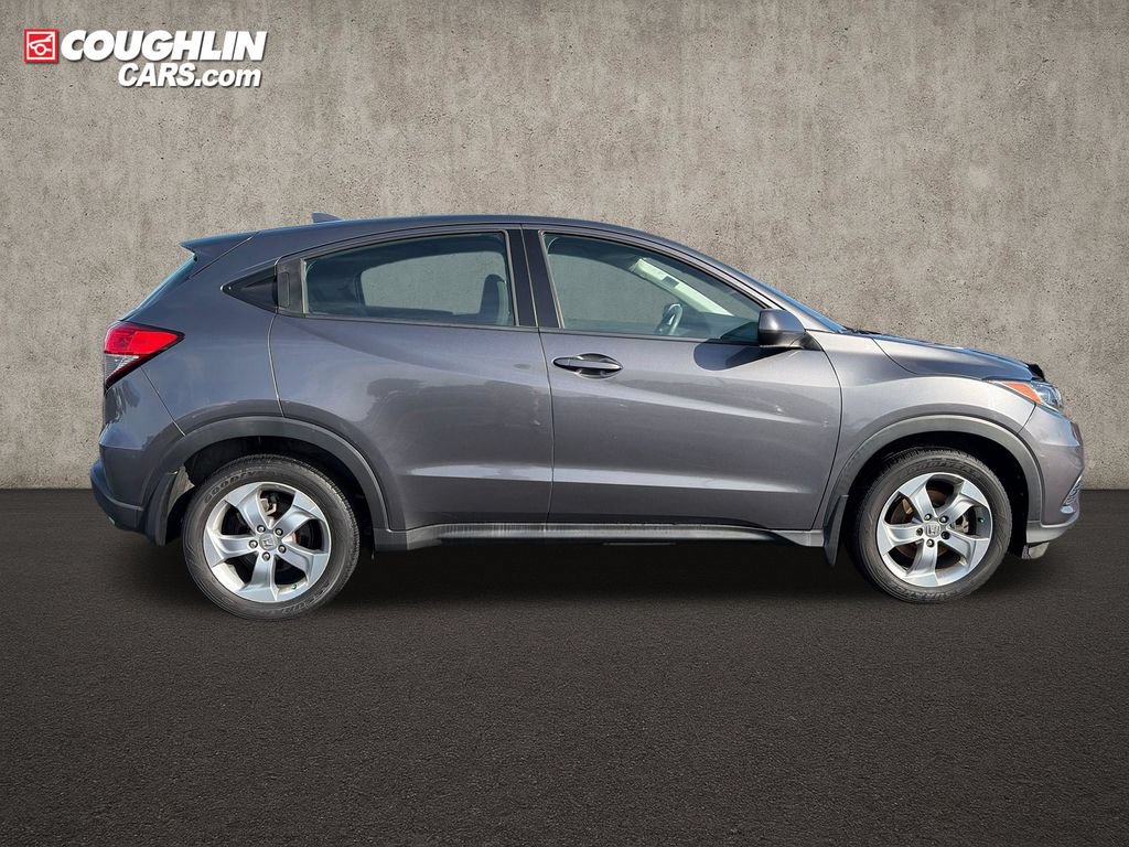 Used 2019 Honda HR-V LX image 9