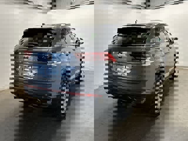 Used 2023 Volkswagen Atlas Cross Sport SE w/ Panoramic Sunroof Package image 32