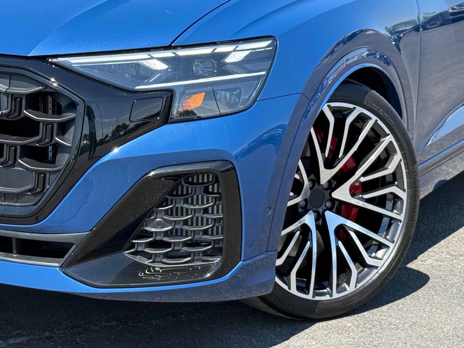 New 2026 Audi SQ8 Premium Plus image 1