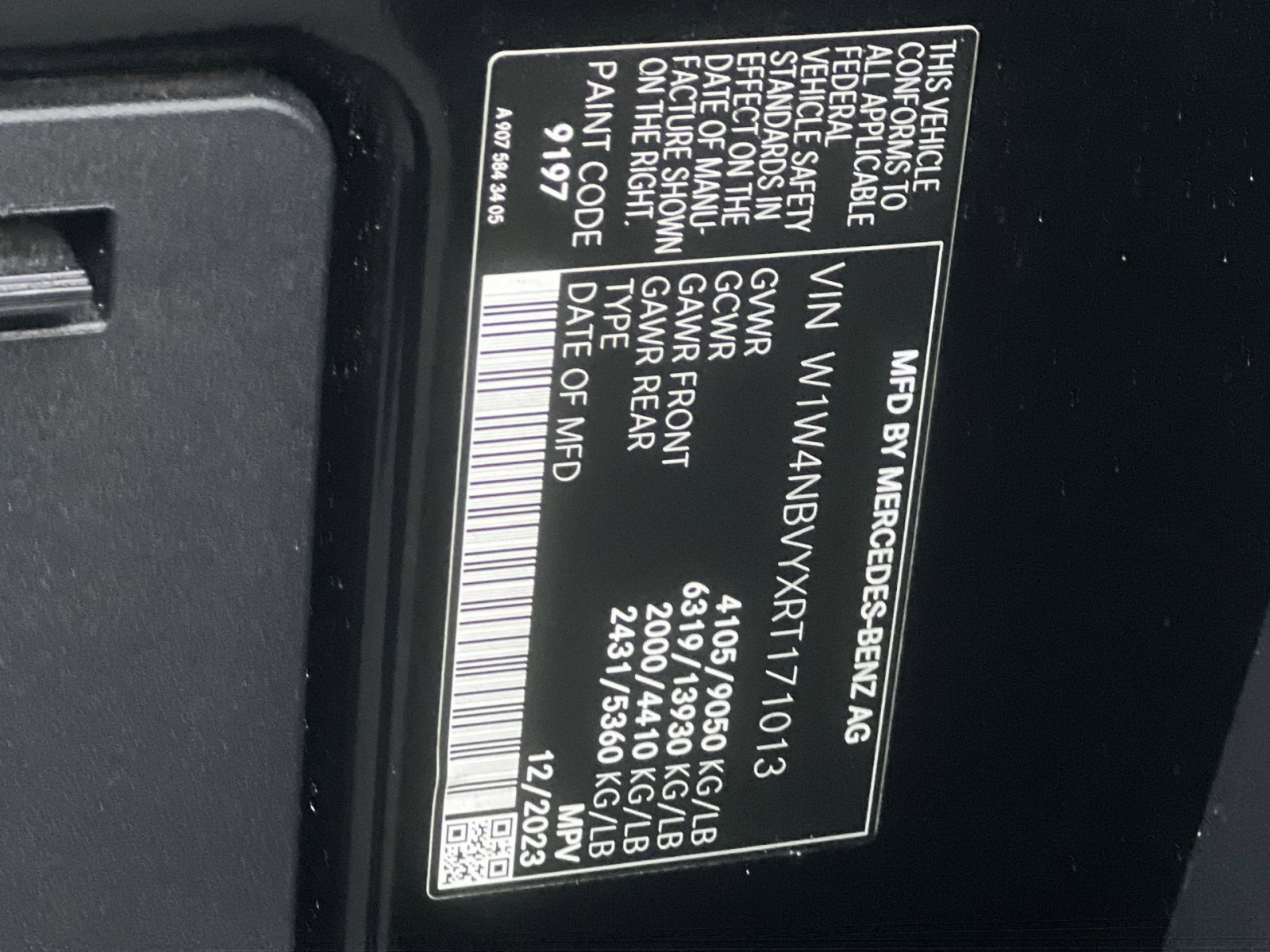 Used 2024 Mercedes-Benz Sprinter 2500 image 36