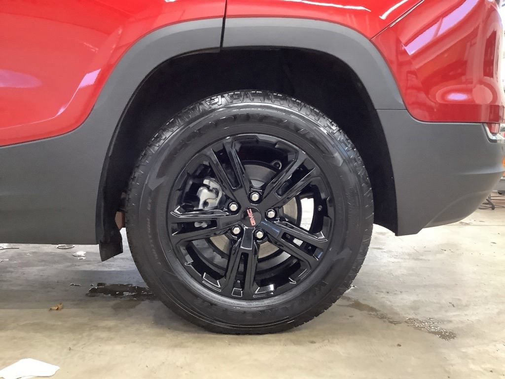 Used 2024 GMC Terrain AT4 w/ Tech Package AWD/4WD image 31