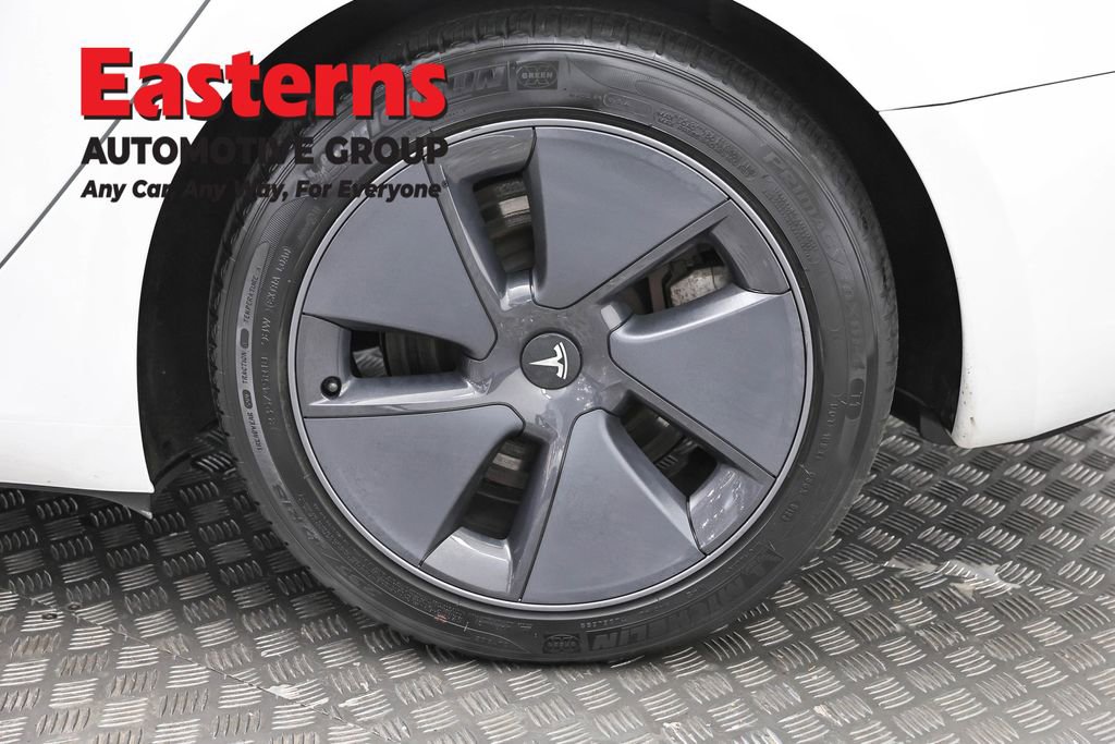 Used 2023 Tesla Model 3 Standard Range image 27