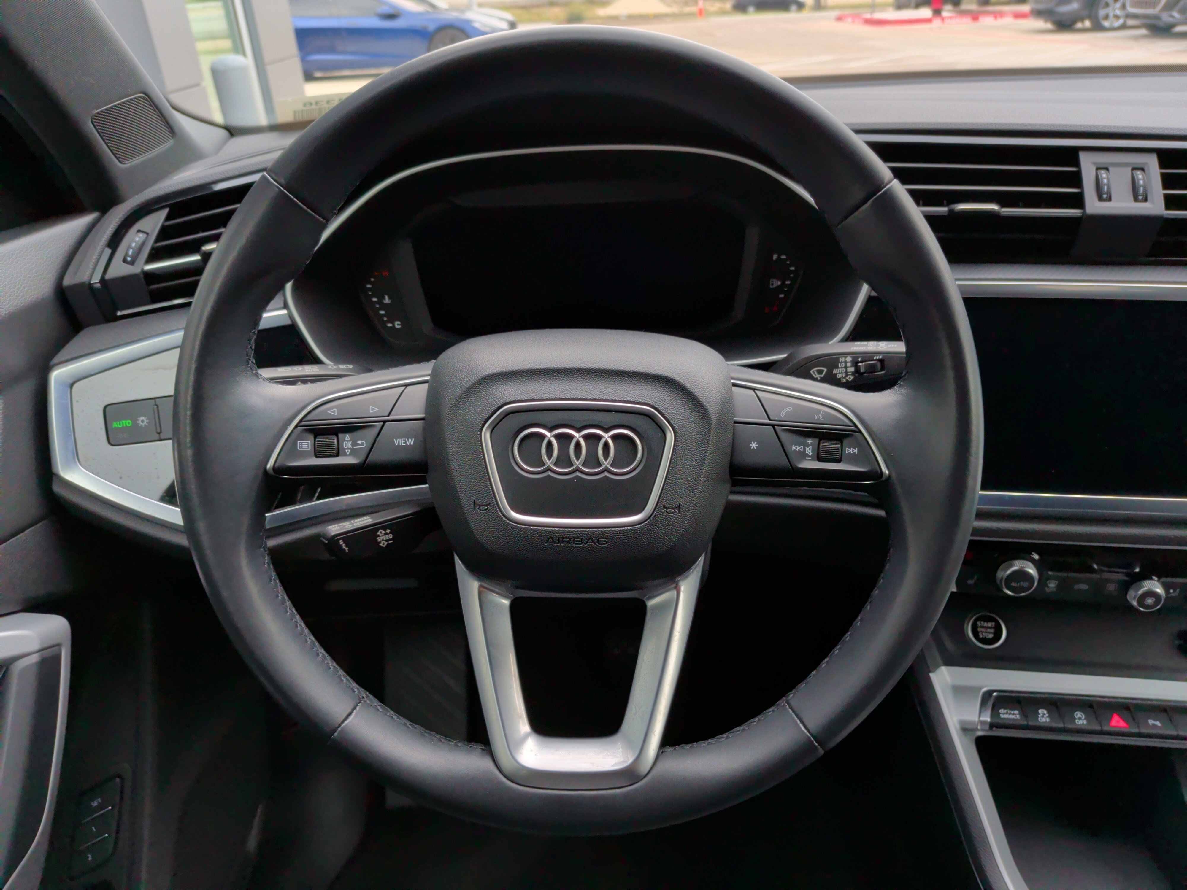 Certified 2022 Audi Q3 2.0T Premium w/ Convenience Package image 18