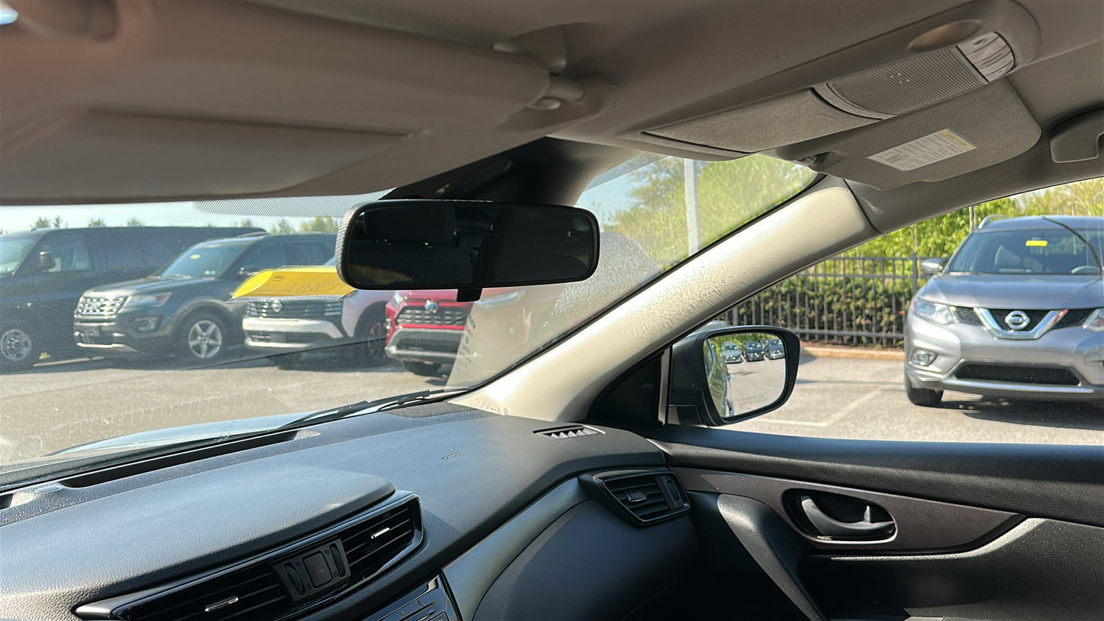 Used 2020 Nissan Rogue Sport S AWD/4WD image 23