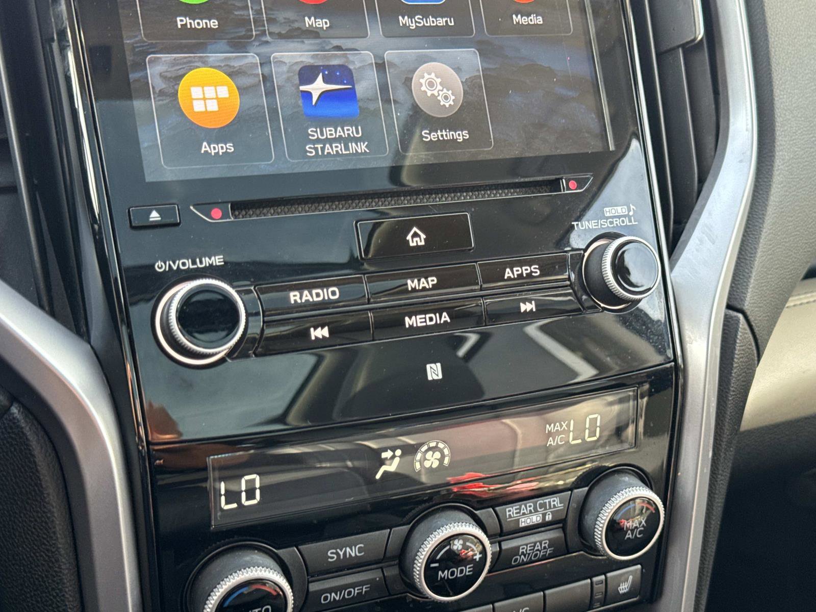 Used 2022 Subaru Ascent Limited w/ Technology Package image 22