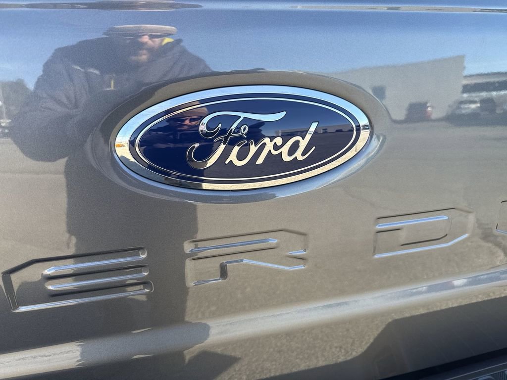 New 2026 Ford F250 XLT w/ XLT Premium Package AWD/4WD image 6