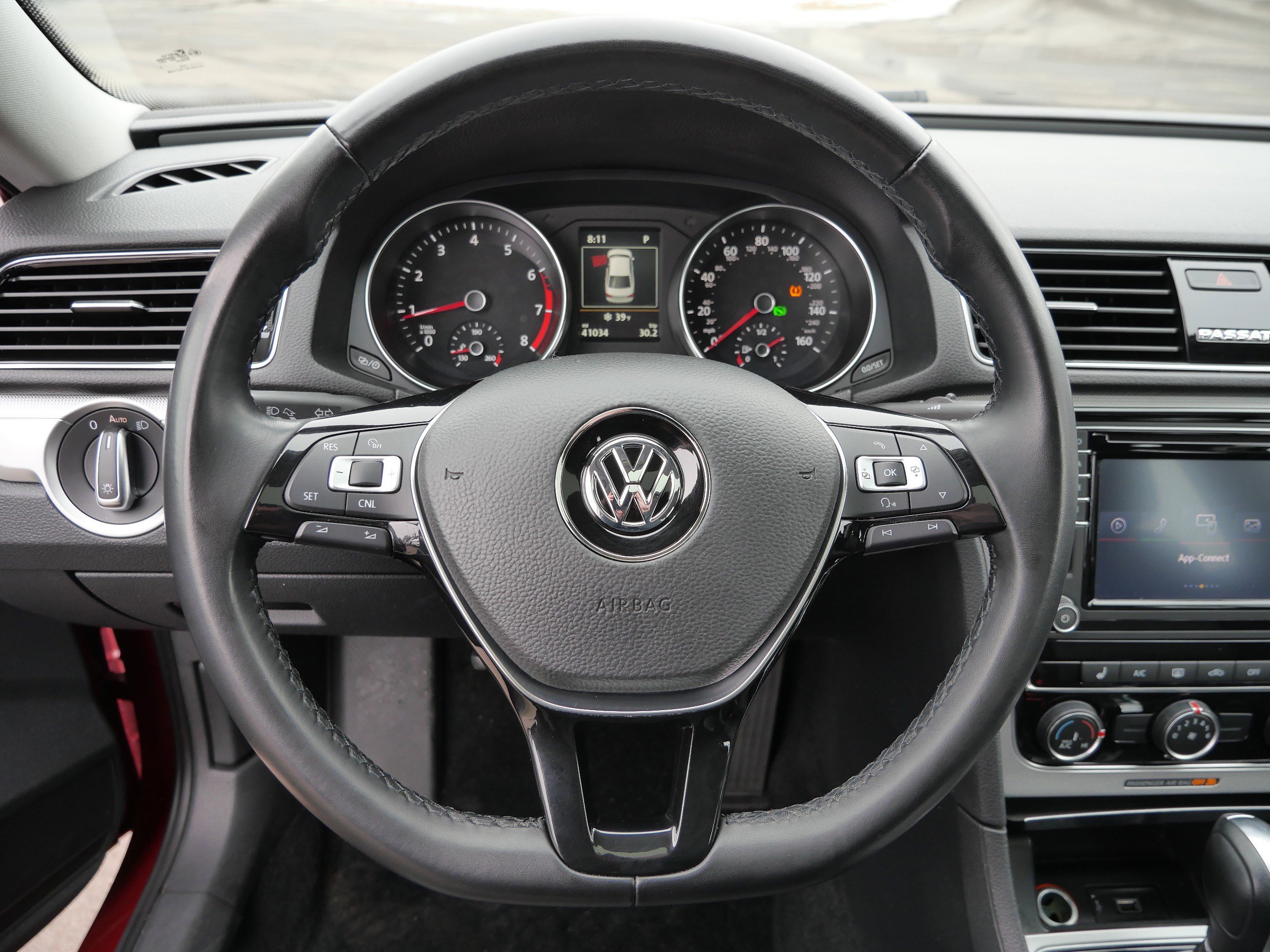 Used 2019 Volkswagen Passat 2.0T Wolfsburg image 26