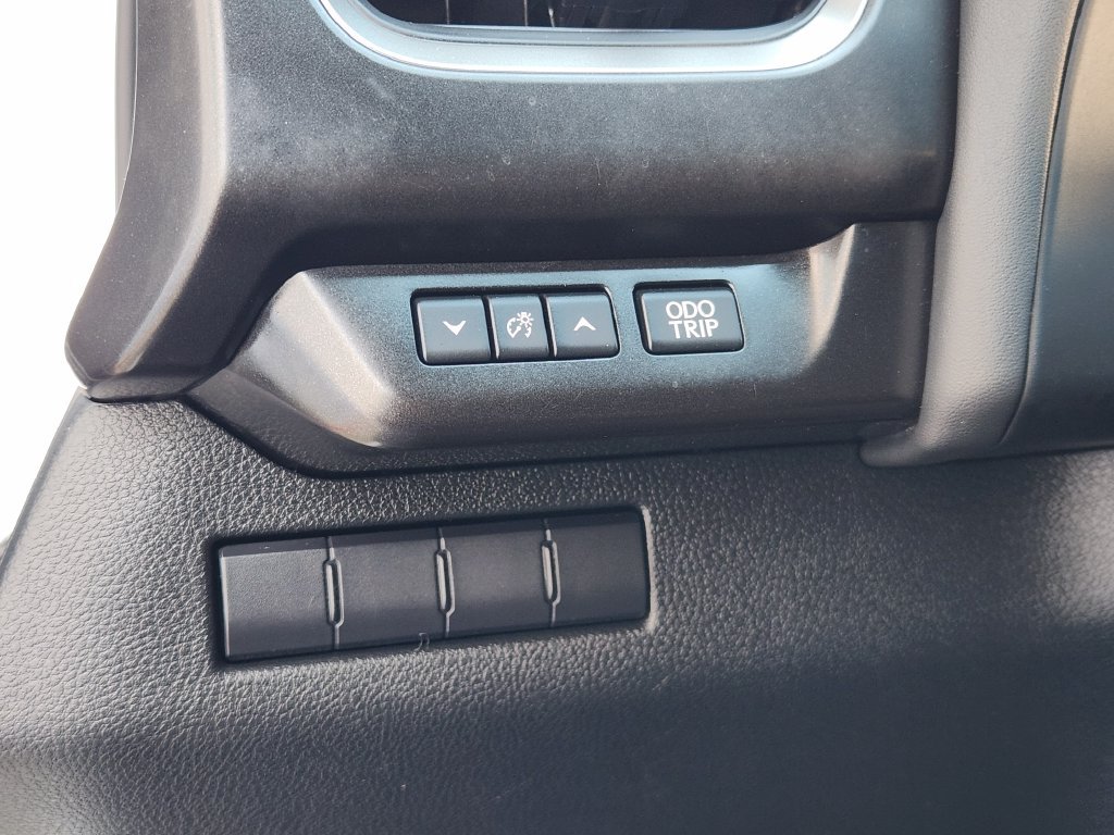 Used 2021 Lexus UX 200 w/ Premium Package FWD image 21