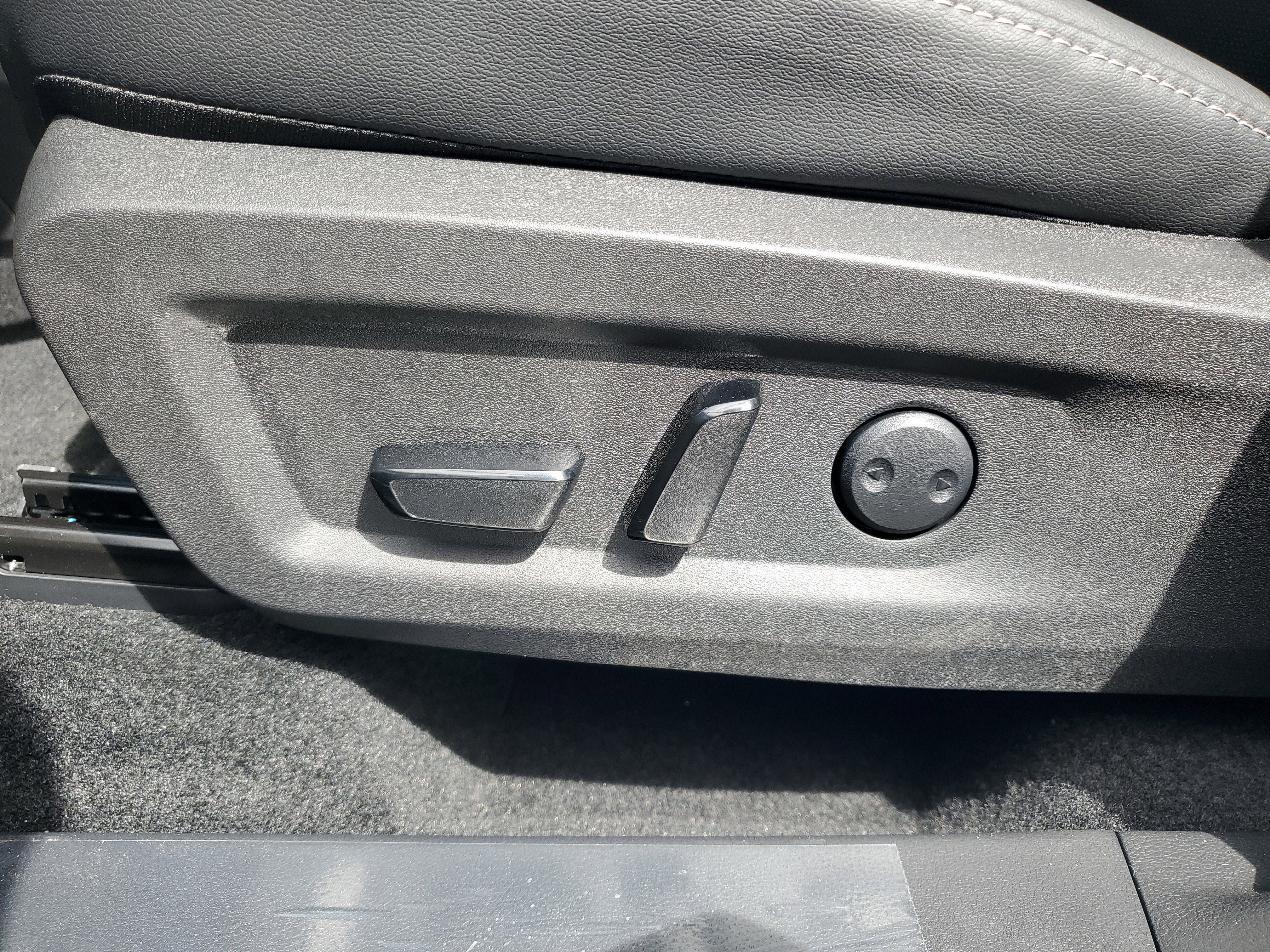 New 2026 Nissan Murano SL image 10