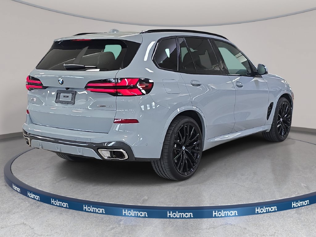Used 2026 BMW X5 sDrive40i w/ M Sport Package RWD image 6
