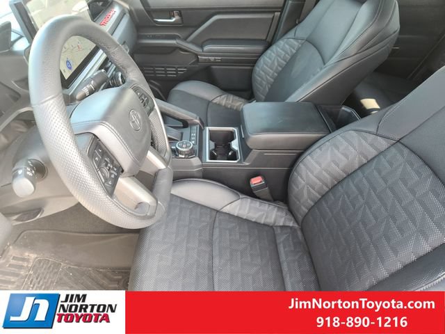 Used 2025 Toyota Tacoma TRD Off-Road w/ TRD Off Road Premium Package AWD/4WD image 14