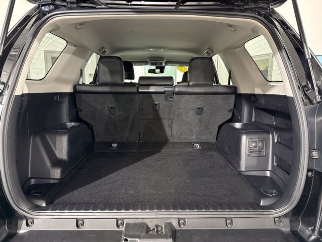 Used 2022 Toyota 4Runner TRD Sport w/ Technology Package RWD image 8