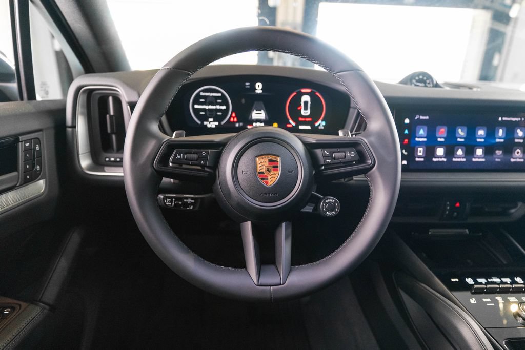 New 2026 Porsche Cayenne Coupe AWD/4WD image 34