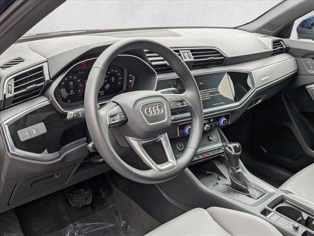 Certified 2025 Audi Q3 2.0T Premium w/ Convenience Package image 10