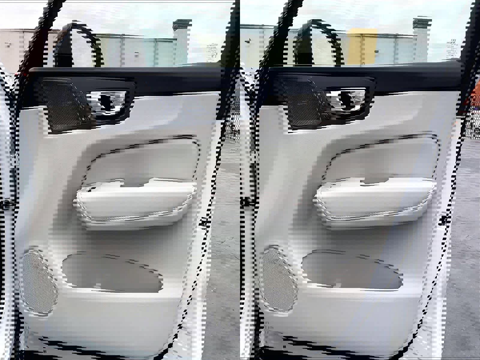 New 2026 Volvo XC60 B5 Ultra w/ Climate Package image 30