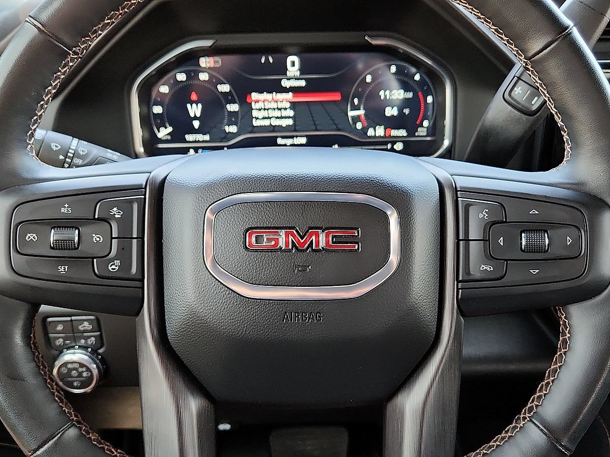 Used 2024 GMC Sierra 2500 AT4 w/ AT4 Premium Plus Package AWD/4WD image 11