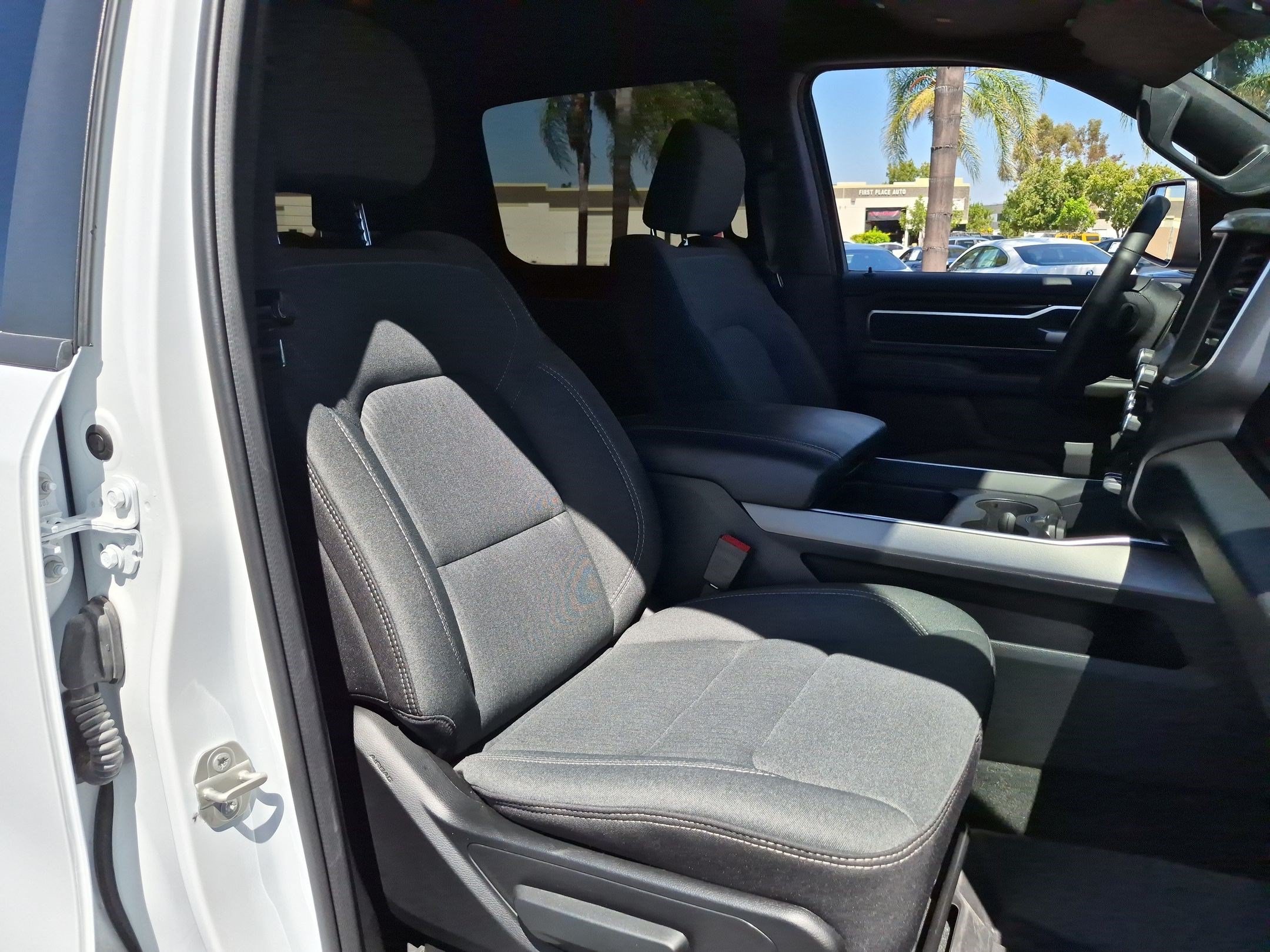 Used 2024 RAM 1500 Big Horn RWD image 30