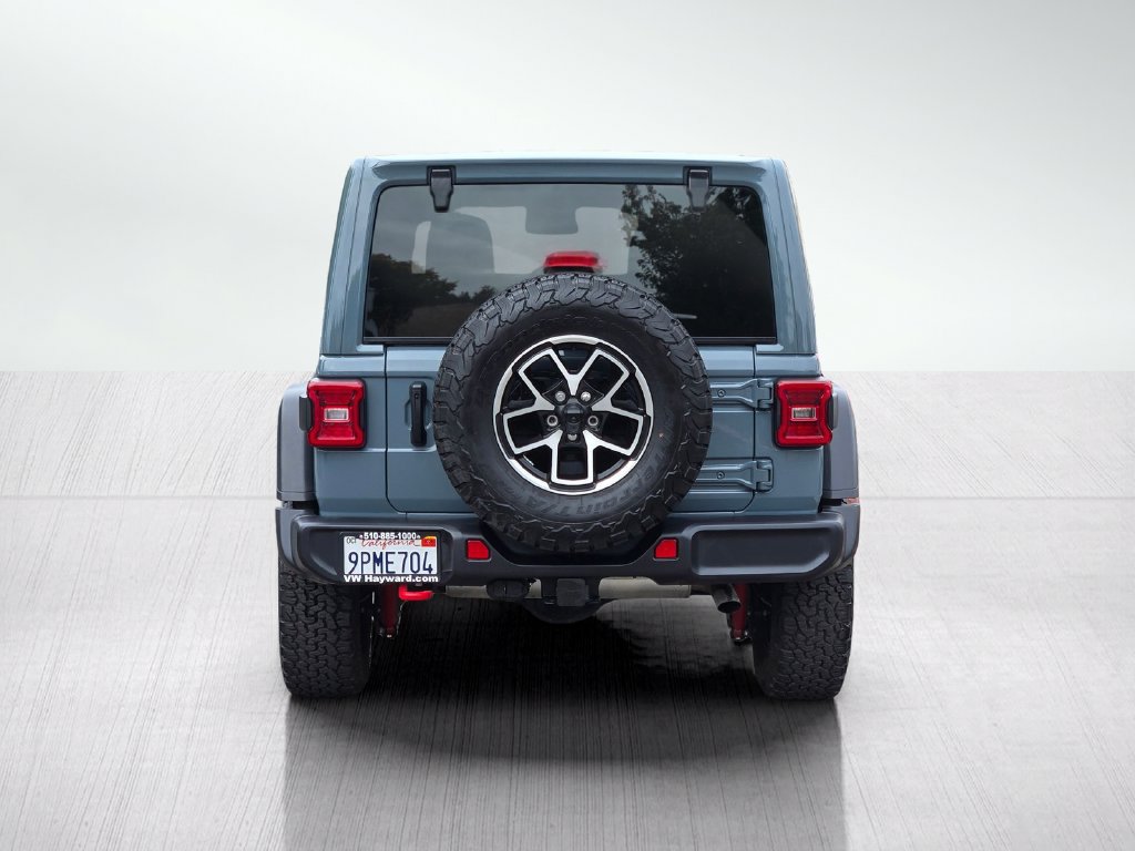 Used 2024 Jeep Wrangler Unlimited Rubicon w/ Convenience Group AWD/4WD image 6