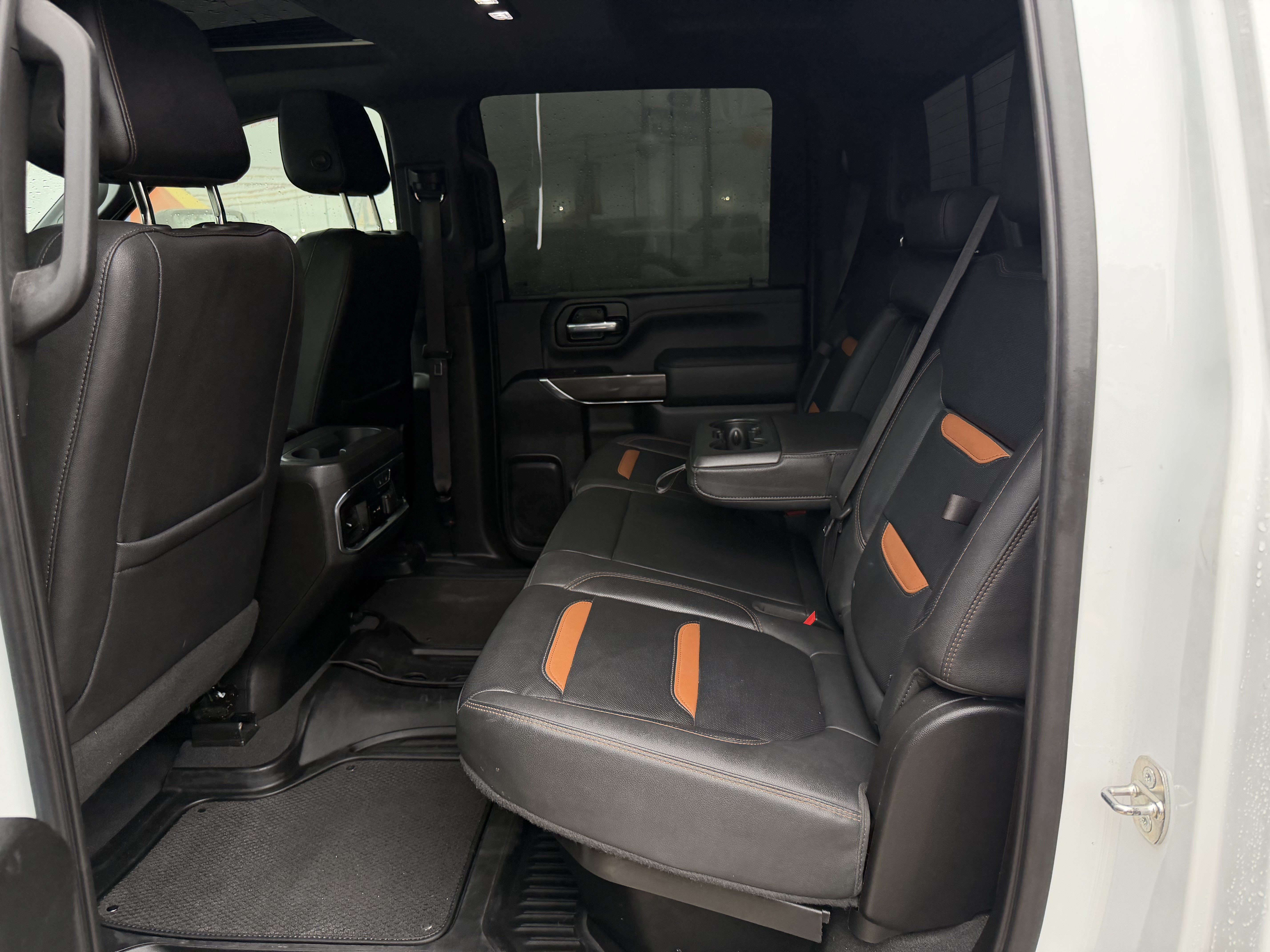 Used 2023 GMC Sierra 2500 AT4 w/ AT4 Premium Plus Package AWD/4WD image 15