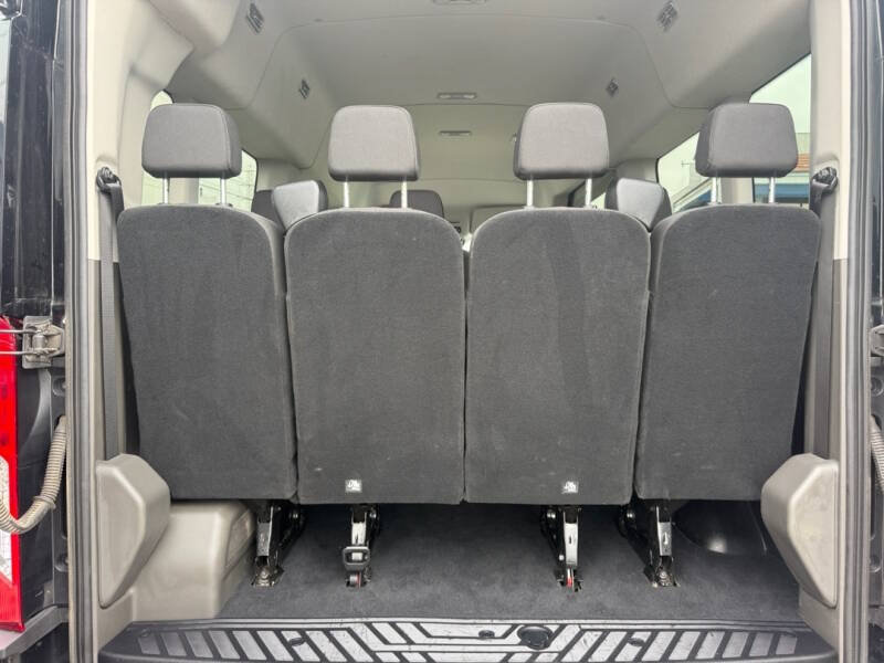 Used 2025 Ford Transit 350 XLT RWD image 12