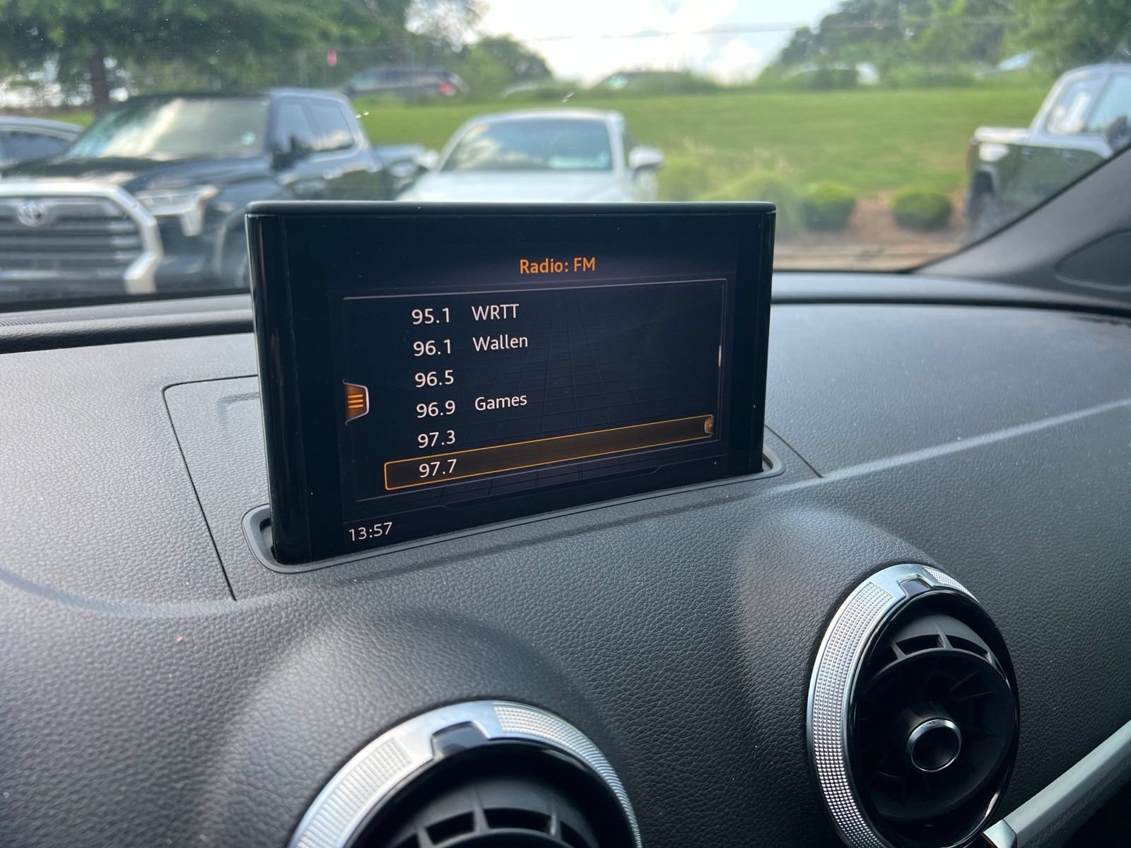 Used 2019 Audi A3 2.0T Premium FWD image 8