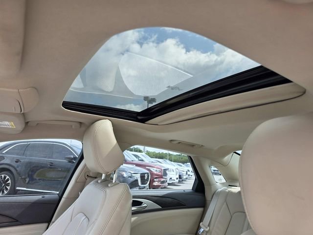 Used 2020 Lincoln MKZ Reserve w/ Elements Package FWD image 9