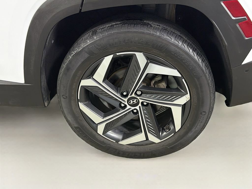 Used 2023 Hyundai Tucson Limited image 33