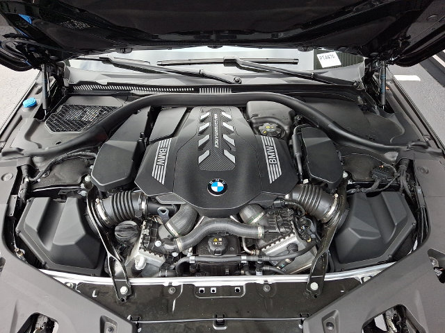 Used 2024 BMW M850i xDrive Convertible AWD/4WD image 33