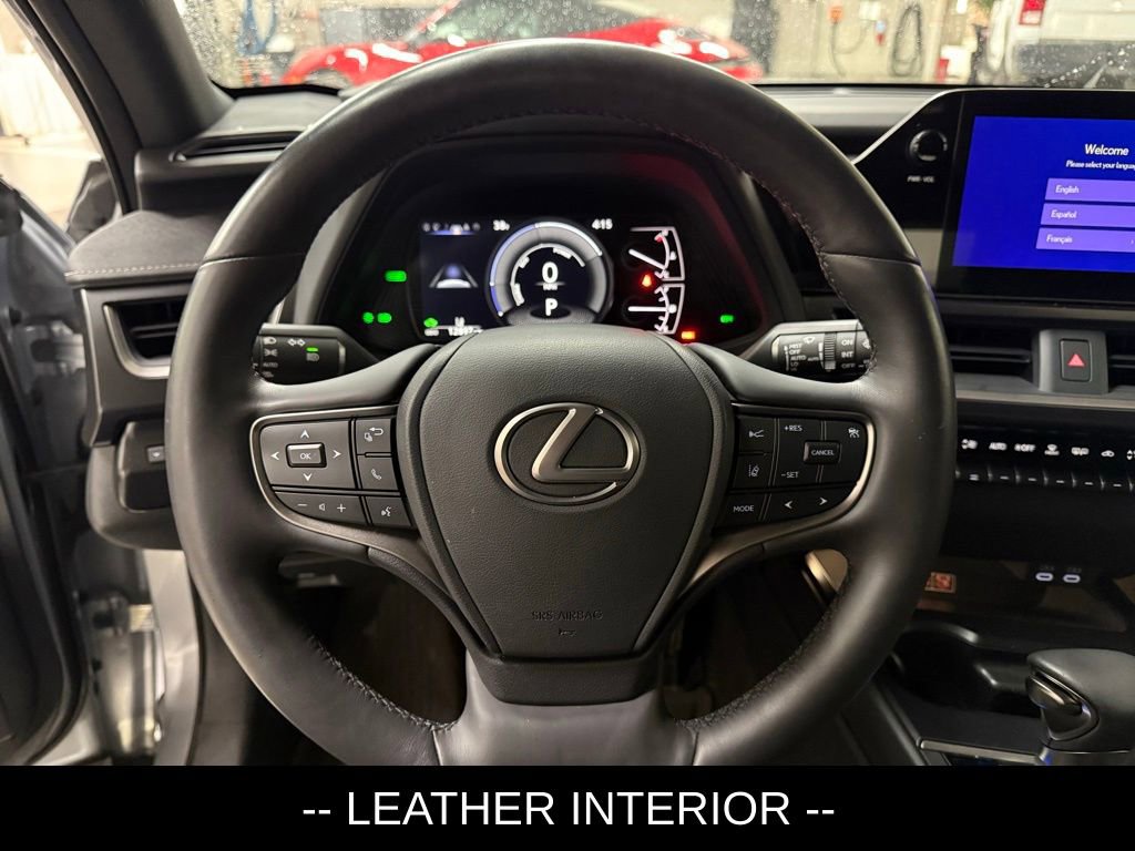 Used 2023 Lexus UX 250h 250h Premium w/ Accessory Package (Z2) image 8