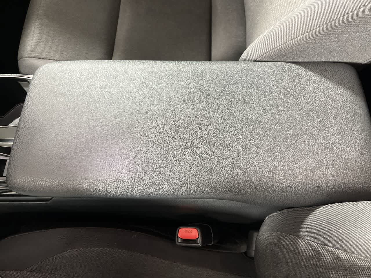 Used 2025 Toyota Camry LE FWD image 22
