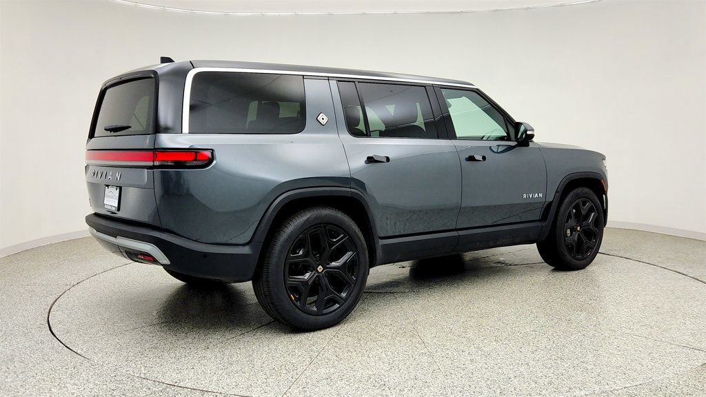 Used 2024 Rivian R1S Adventure AWD/4WD image 5