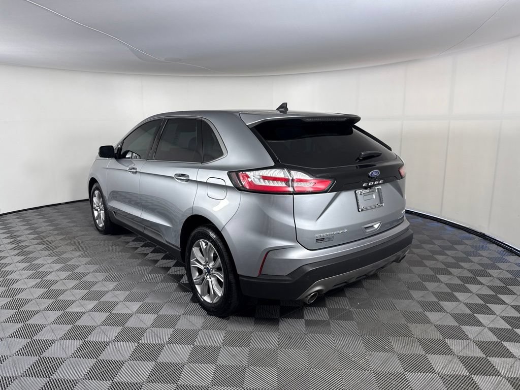 Used 2022 Ford Edge Titanium w/ Cargo Accessory Package AWD/4WD image 3
