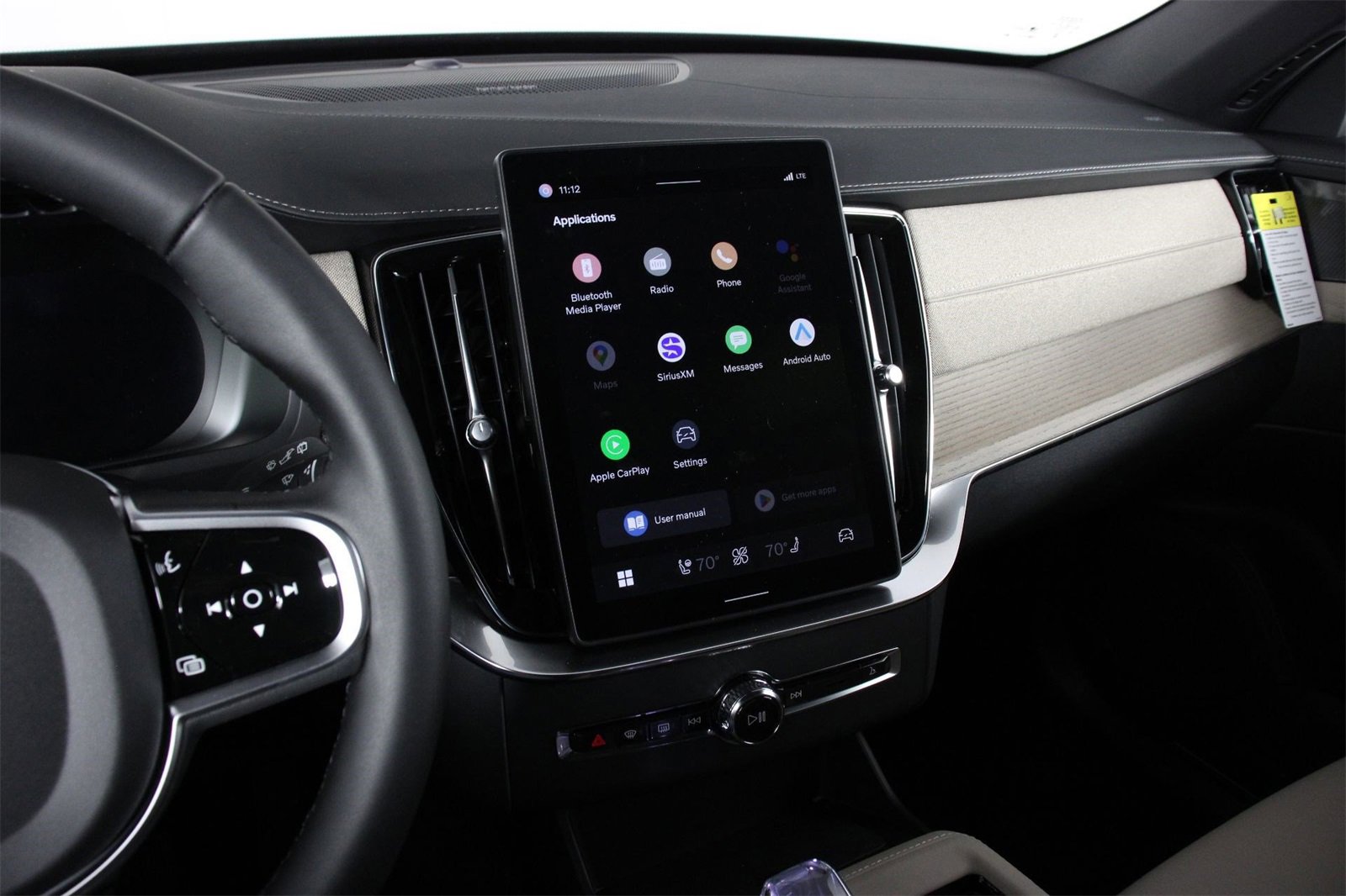 New 2026 Volvo XC90 B6 Plus w/ Protection Package Premier image 6