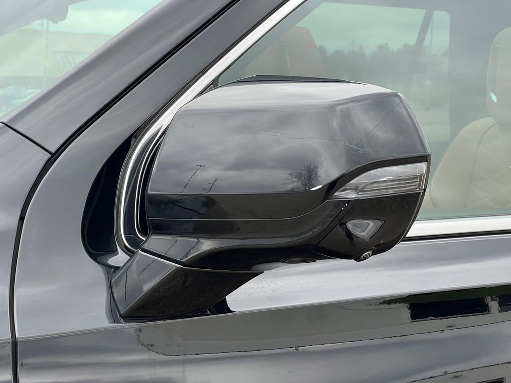 Used 2021 Cadillac Escalade Premium Luxury w/ Driver Assist Tech Package image 43