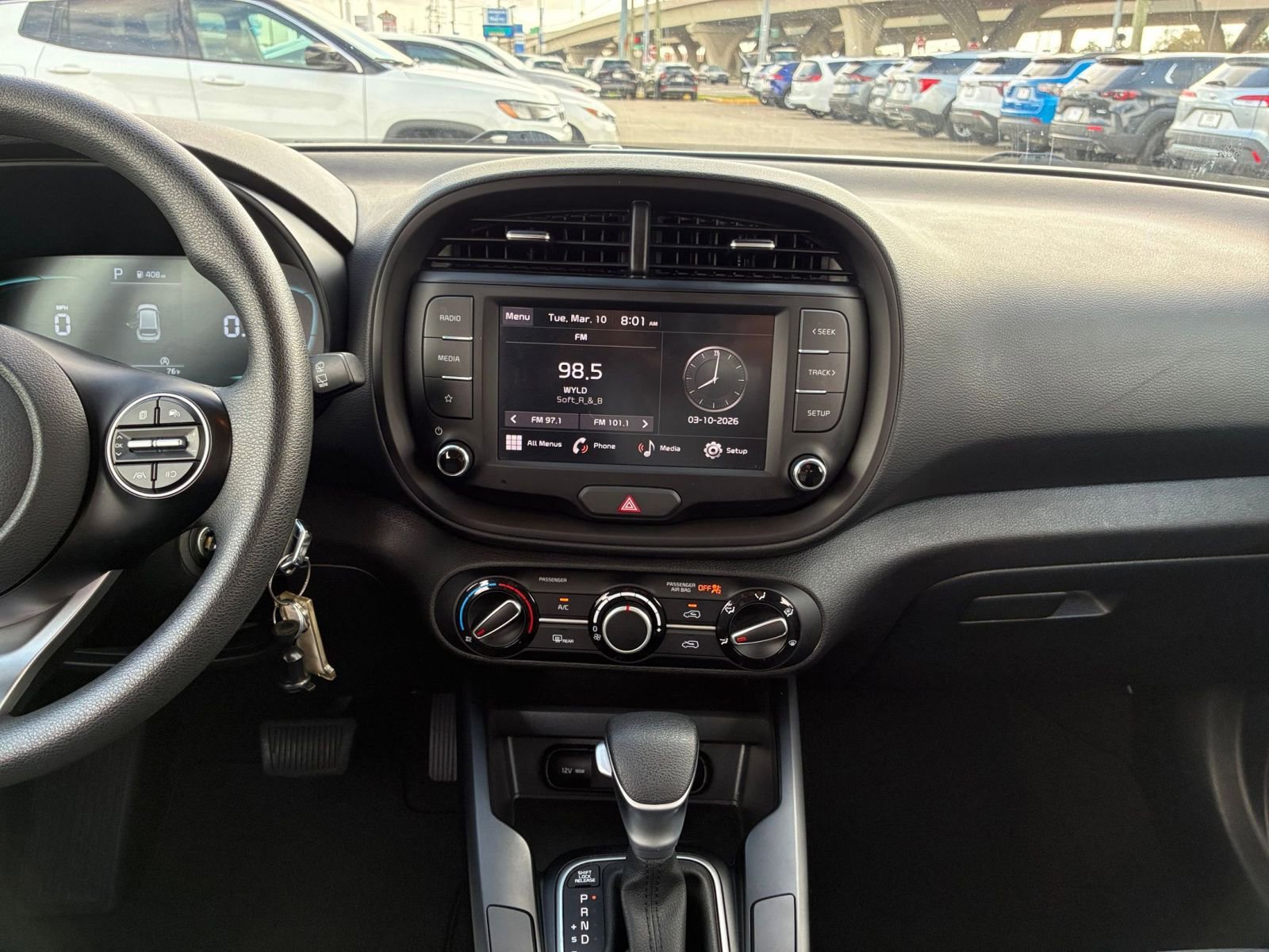 Used 2025 Kia Soul LX w/ LX Technology Package image 14