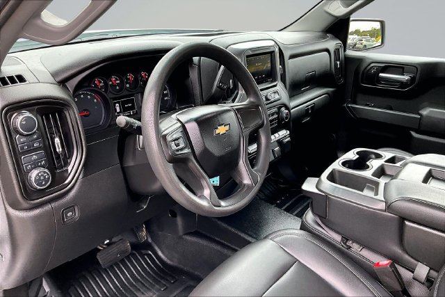 Used 2020 Chevrolet Silverado 1500 W/T w/ WT Safety Package AWD/4WD image 17