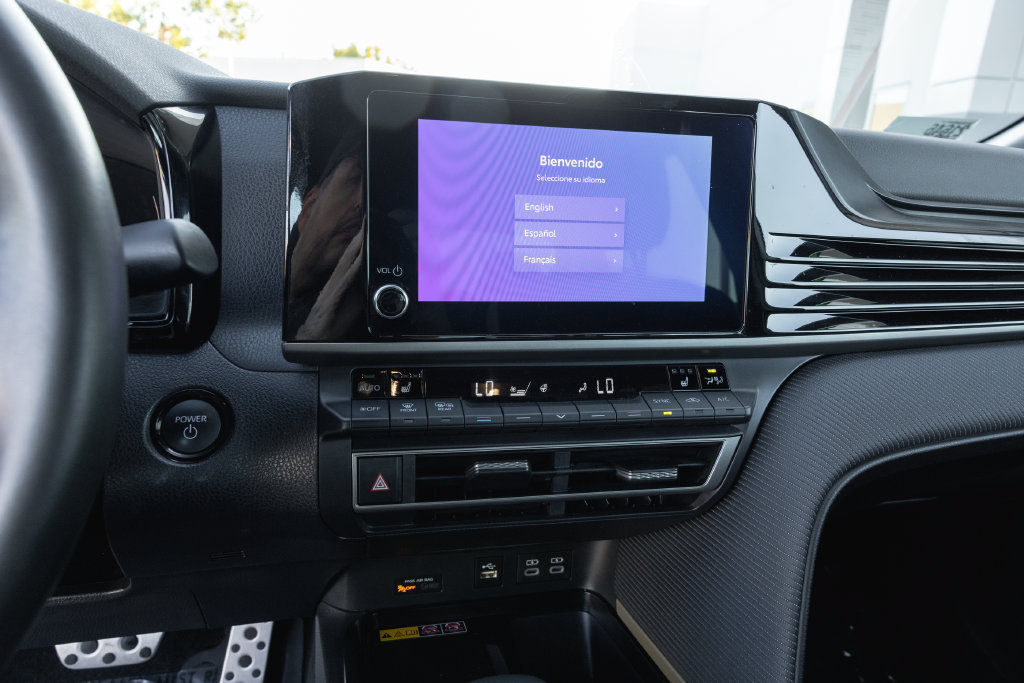 Certified 2025 Toyota Camry SE w/ Convenience Package FWD image 17