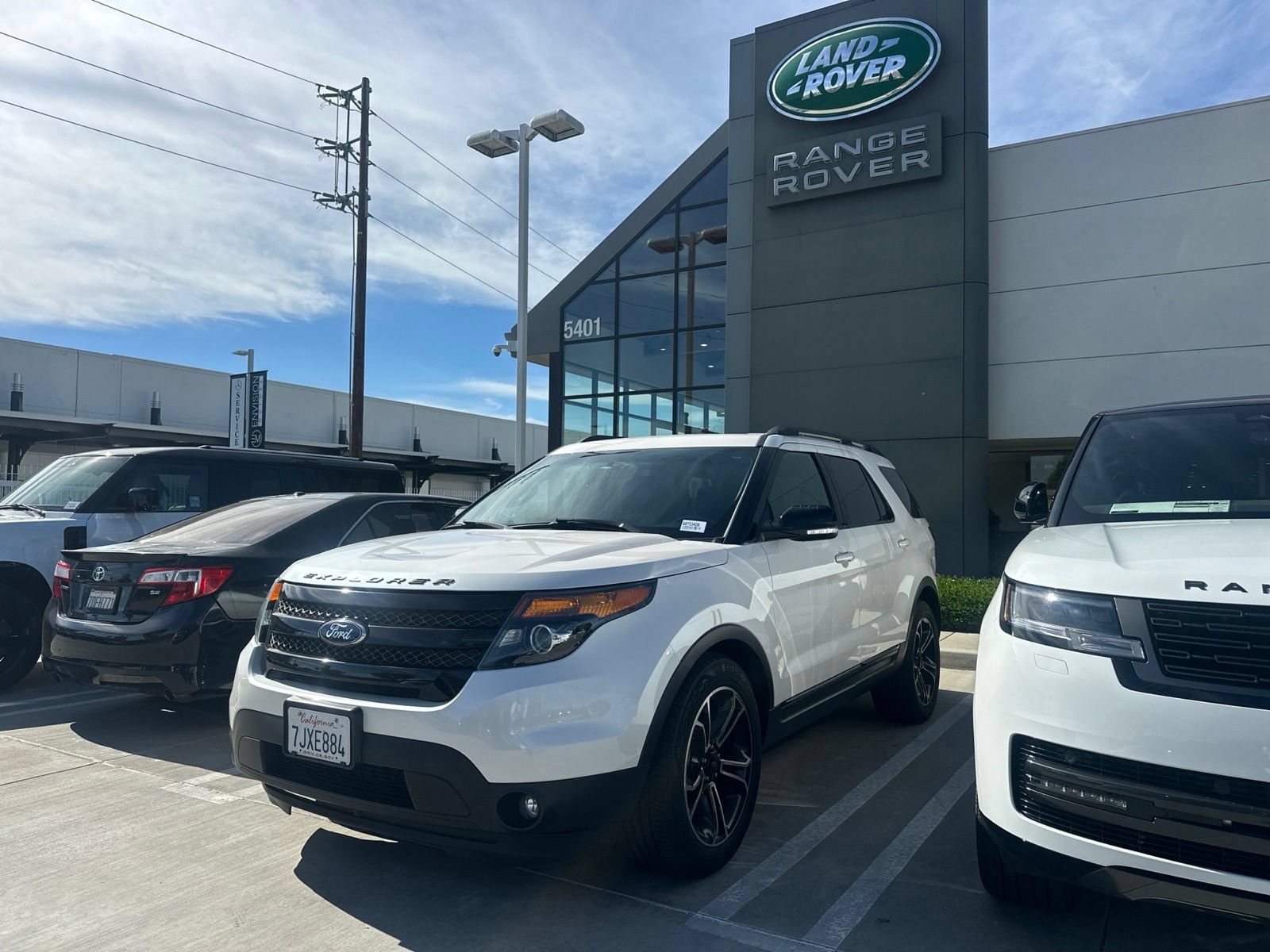 Used 2015 Ford Explorer Sport w/ Equipment Group 401A AWD/4WD image 1