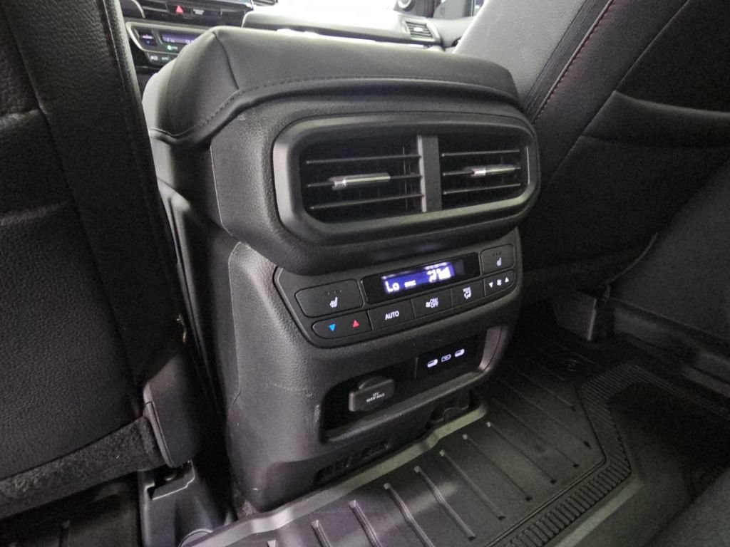 Used 2025 Honda Ridgeline Black Edition image 34