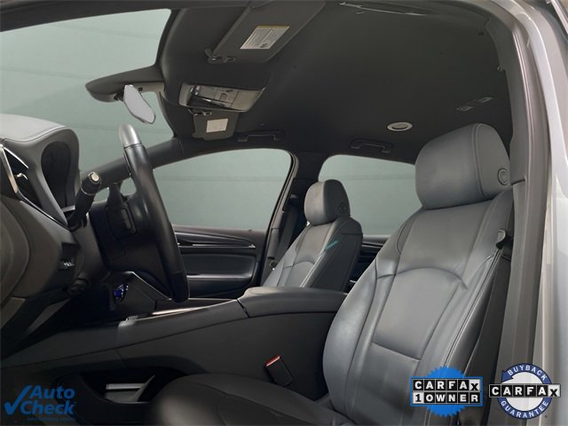Used 2024 Buick Enclave Premium image 16