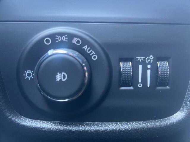 New 2025 Jeep Grand Cherokee Limited w/ Trailer Tow Package image 12