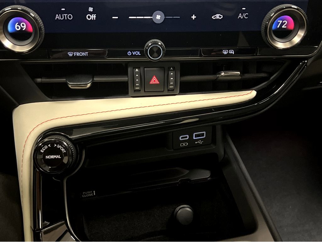 Used 2023 Lexus NX 350 AWD image 17